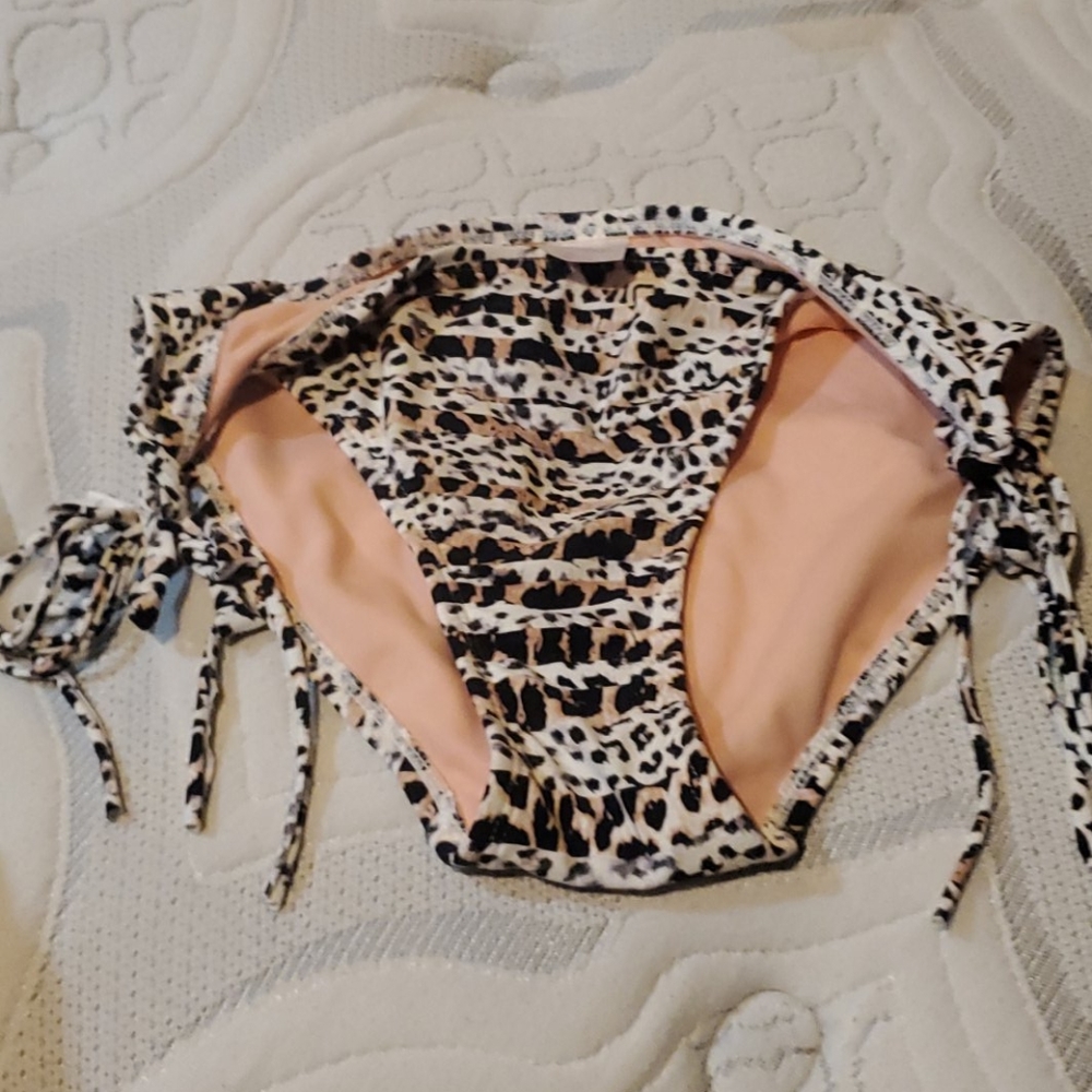 Animal print bikini bottoms